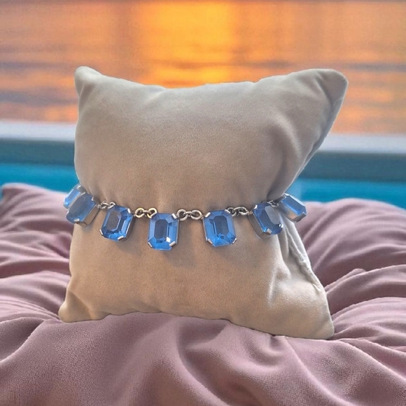 Unknown Jewelry - Elegant Blue Gemstone Bracelet 6.5"